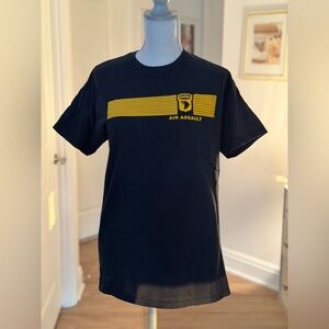 Gildan Black Tee with Yellow Air Assault Design US Army